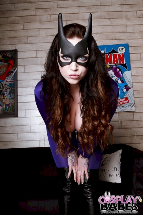 Buxom cosplay babe Harmony Reigns flashing nice melons and tattoos